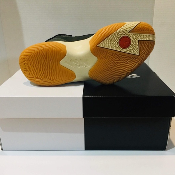 Jordan Zion 1 Carbon Green- Black - Picture 4 of 8